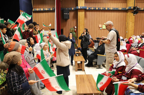 کودکان اردبیلی پرتاب سه ماهواره را جشن گرفتند