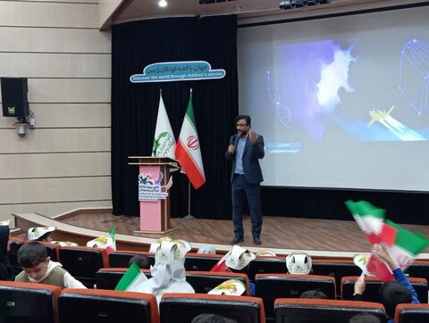 کانون علوم و فناوری‌های نوین ایران مرکز هرمزگان همزمان با رویداد "تا ثریا" از قاب دوربین
