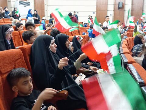 کانون علوم و فناوری‌های نوین ایران مرکز هرمزگان همزمان با رویداد "تا ثریا" از قاب دوربین