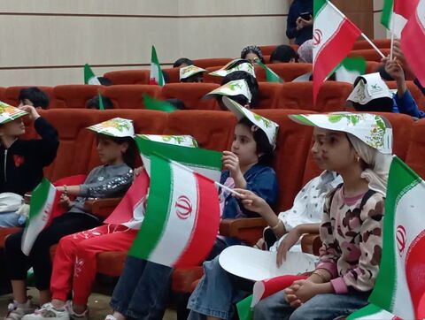 کانون علوم و فناوریهای نوین ایران مرکز هرمزگان همزمان با رویداد "تا ثریا" از قاب دوربین