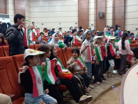 کانون علوم و فناوریهای نوین ایران مرکز هرمزگان همزمان با رویداد "تا ثریا" از قاب دوربین