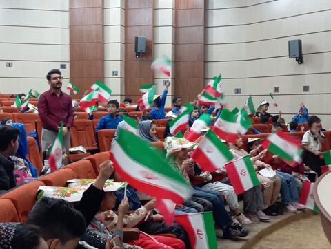 کانون علوم و فناوریهای نوین ایران مرکز هرمزگان همزمان با رویداد "تا ثریا" از قاب دوربین