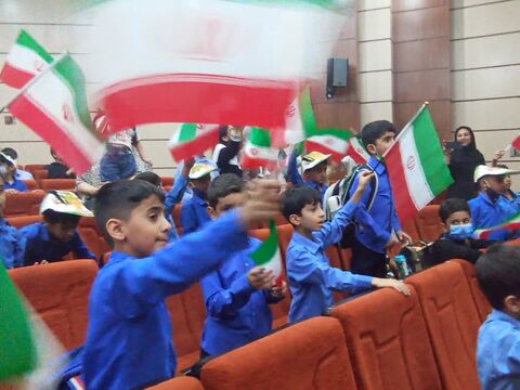 کانون علوم و فناوری‌های نوین ایران مرکز هرمزگان همزمان با رویداد "تا ثریا" از قاب دوربین