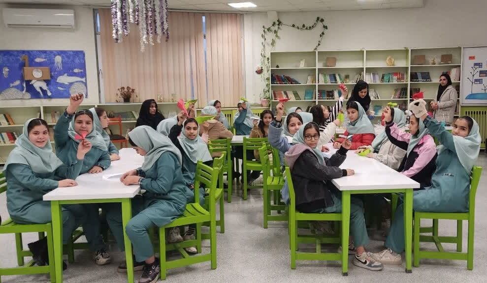 خلاقیت نوجوانان در مدار فضا
