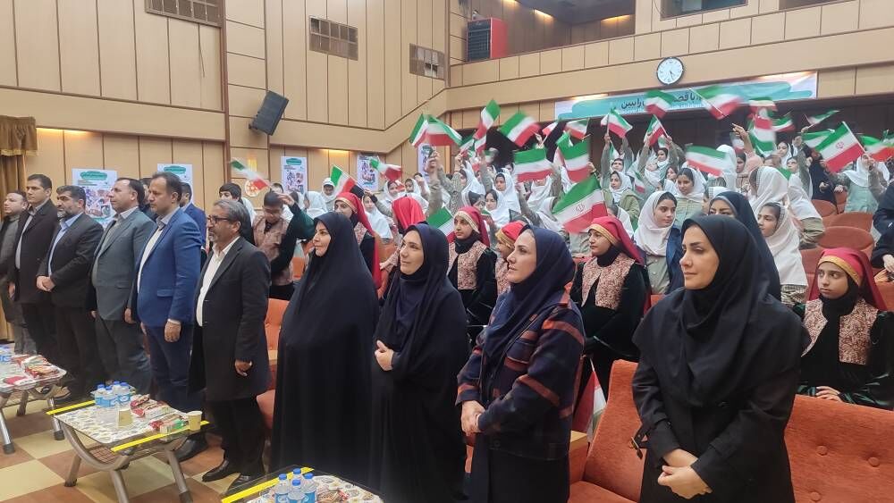 برگزاری ویژه برنامه «تاثریا»همزمان با پرتاب سه ماهواره ایرانی درکانون استان ایلام