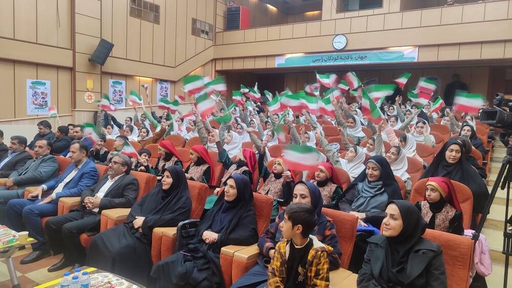 برگزاری ویژه برنامه «تاثریا»همزمان با پرتاب سه ماهواره ایرانی درکانون استان ایلام