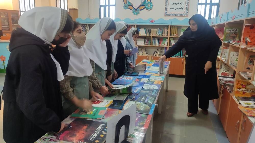 برگزاری ویژه برنامه «تاثریا»همزمان با پرتاب سه ماهواره ایرانی درکانون استان ایلام