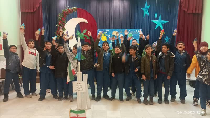 رویداد ملی «تا ثریا» به میزبانی کانون پرورش فکری در اراک برگزار شد