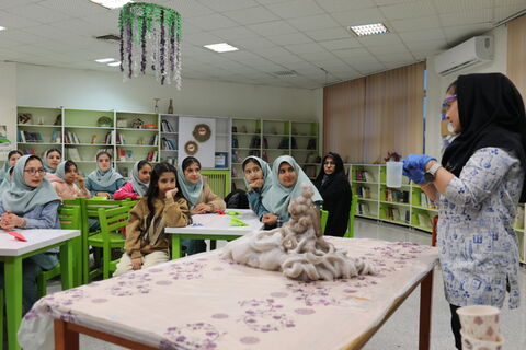 رویداد ملی تا ثریا