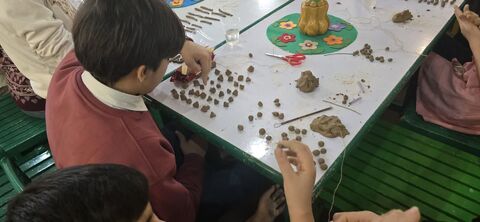 اجرای پویش ملی تسبیح  به مناسبت ولادت حضرت فاطمه زهرا(س) در مراکز کانون پرورش فکری کودکان و نوجوانان استان آذربایجان غربی