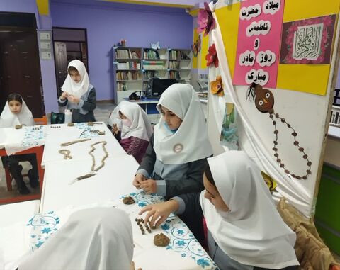 اجرای پویش ملی تسبیح  به مناسبت ولادت حضرت فاطمه زهرا(س) در مراکز کانون پرورش فکری کودکان و نوجوانان استان آذربایجان غربی