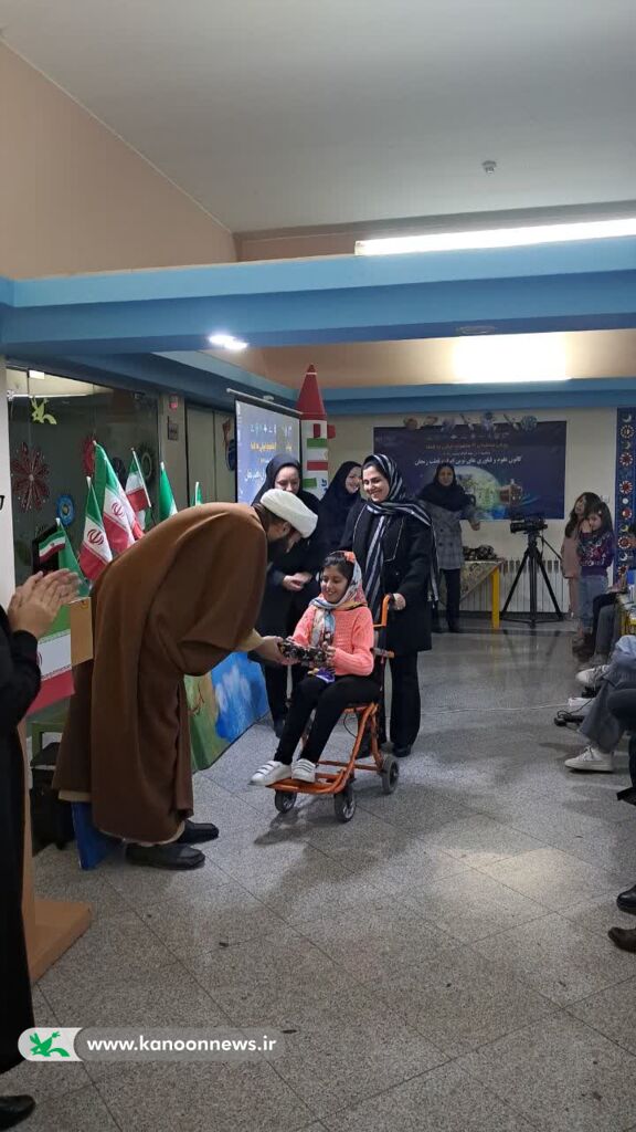 همزمانی علم و افتخار؛ رویداد «تا ثریا» در زنجان با پخش زنده پرتاب ماهوارههای ایرانی برگزار شد