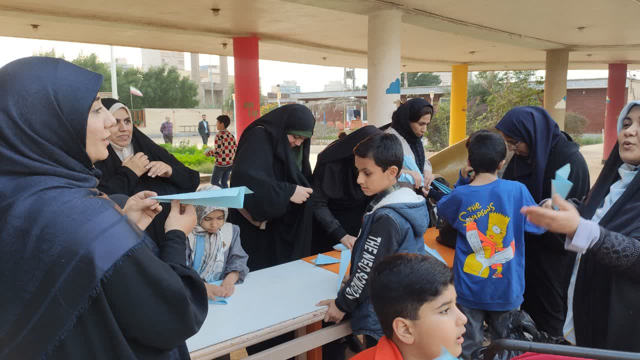 ویژهبرنامه «پرواز تا ثریا» در مرکز مجتمع فرهنگی اهواز