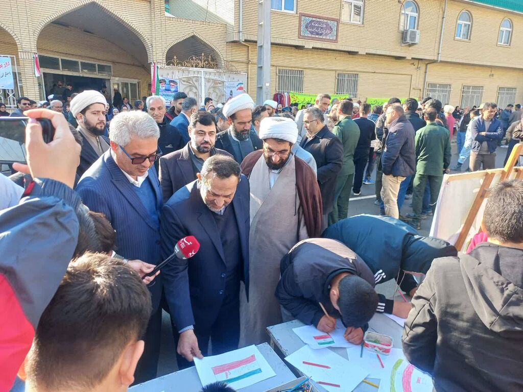 میثاق بصیرت و برادری همزمان با حماسه ۹ دی در بندرترکمن