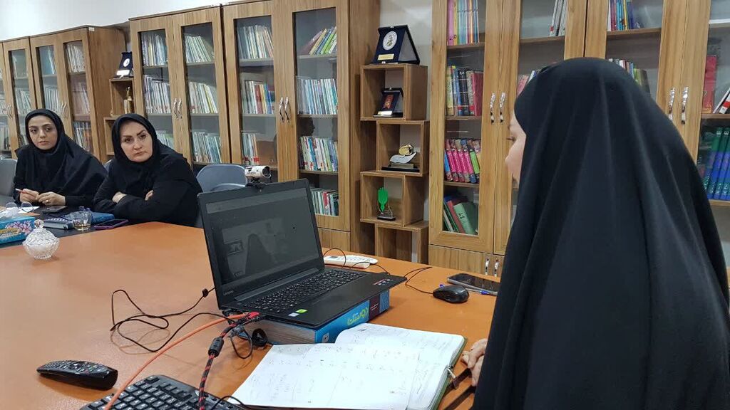 نشست مجازی تبیین برنامه "محفل ستارهها" در کانون کرمانشاه