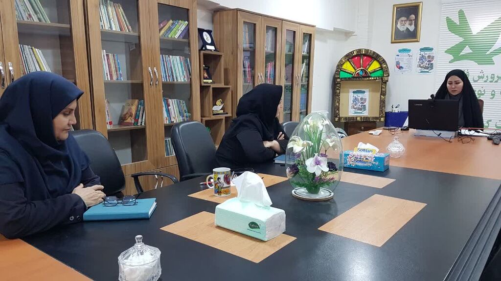 نشست مجازی تبیین برنامه "محفل ستارهها" در کانون کرمانشاه
