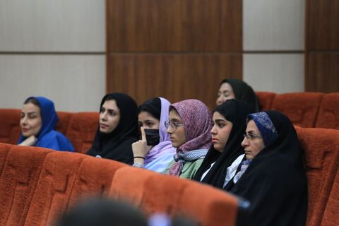 اولین روز مرحله استانی بیست و هفتمین جشنواره بین المللی قصه گویی در هرمزگان از نگاه دوربین(2)