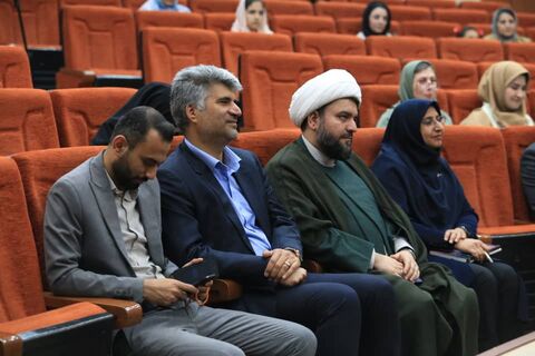 دومین روز مرحله استانی بیست و هفتمین جشنواره بین المللی قصه گویی در هرمزگان از نگاه دوربین