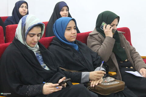 برگزاری دوره آموزشی نمایش خلاق و نمایشنامه‌نویسی در کانون خوزستان