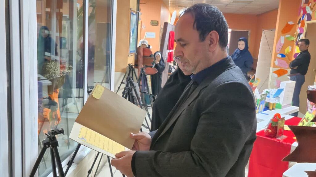 در حاشیه جشنواره قصهگویی استان آذربایجان غربی برگزار شد