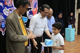 مدال آوران مسابقات جهانی رباتیک در جشنواره بین المللی قصه گویی هرمزگان تجلیل شدند