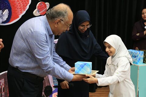 مدال آوران مسابقات جهانی رباتیک در جشنواره بین المللی قصه گویی هرمزگان تجلیل شدند