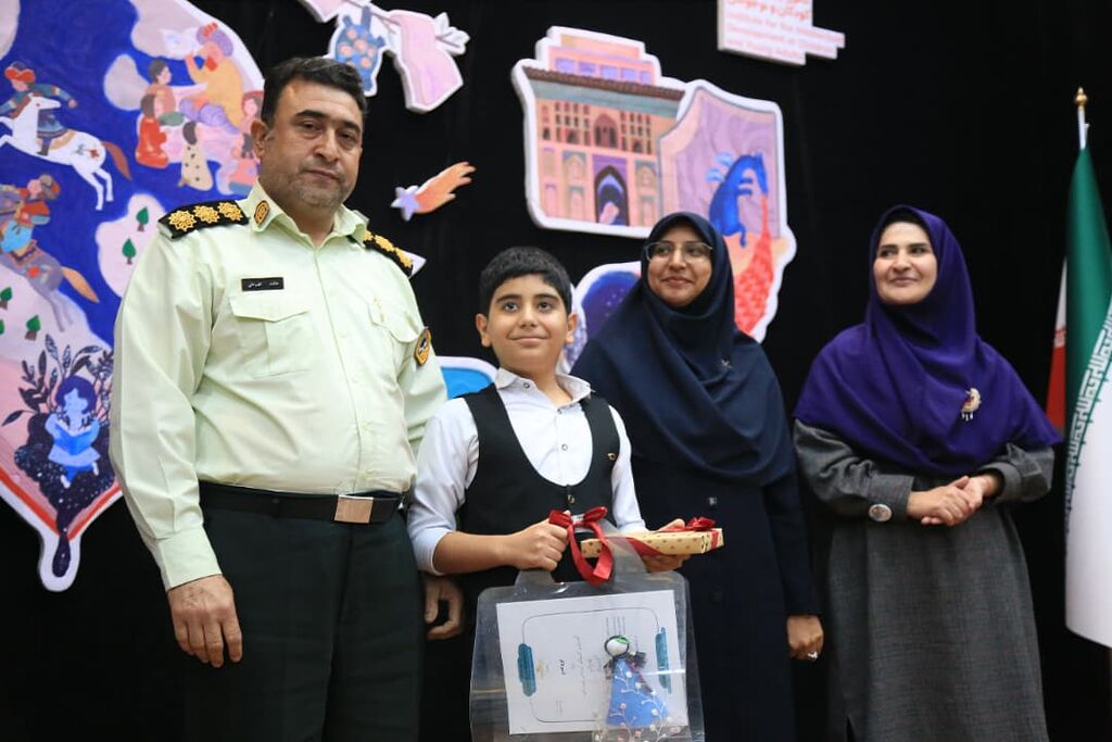 مرحله استانی بیست و هفتمین جشنواره بین المللی قصه گویی هرمزگان به ایستگاه آخر رسید