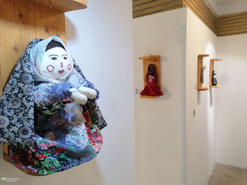 نمایشگاه عروسکهای بومی و محلی در کانون برپا شد
