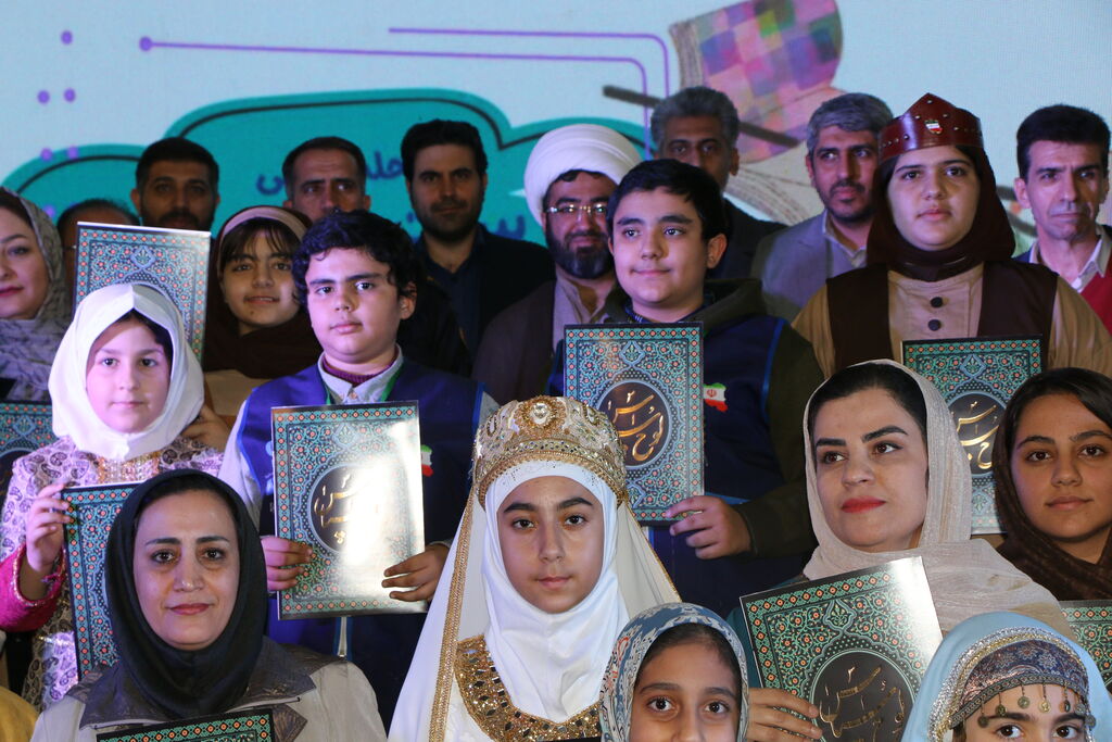 برگزیدگان مرحله استانی بیست‌وهفتمین جشنواره بین‌المللی  قصه‌گویی فارس معرفی شدند