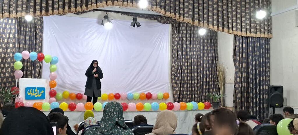 جشن "پدرانه" در مرکز کنگاور برگزار شد