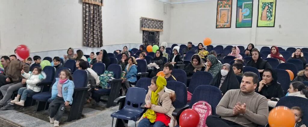 جشن "پدرانه" در مرکز کنگاور برگزار شد