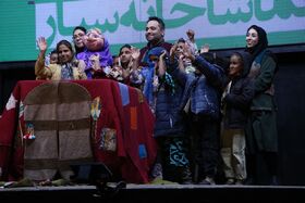 روایت تصویر از حضور تماشاخانه سیار کانون در روستاهای استان کرمان(بخش اول)