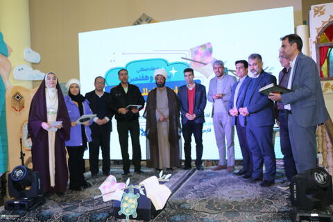 اختتامیه بیست و هفتمین جشنواره بین المللی قصه گویی استان فارس ازنگاه دوربین