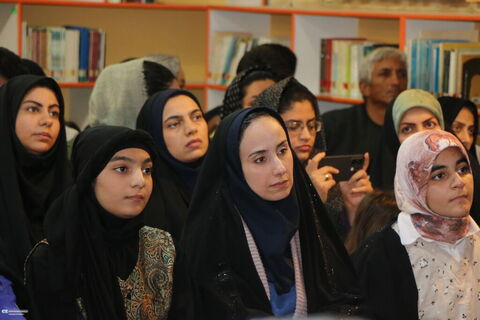 اختتامیه بیست و هفتمین جشنواره بین المللی قصه گویی استان فارس ازنگاه دوربین