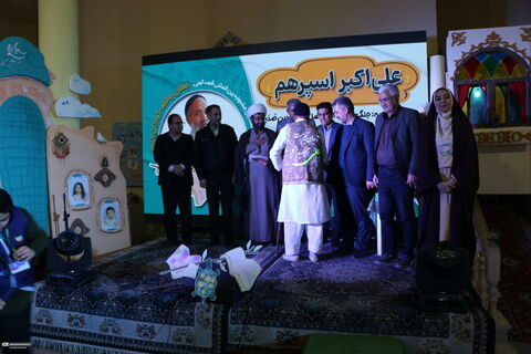 اختتامیه بیست و هفتمین جشنواره بین المللی قصه گویی استان فارس ازنگاه دوربین