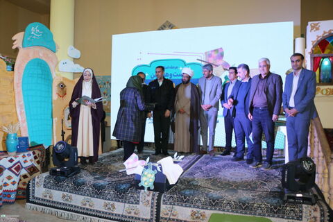 اختتامیه بیست و هفتمین جشنواره بین المللی قصه گویی استان فارس ازنگاه دوربین