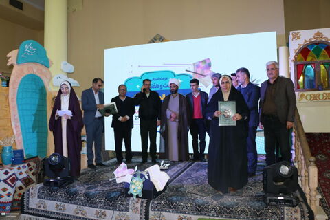 2اختتامیه بیست و هفتمین جشنواره بین المللی قصه گویی استان فارس ازنگاه دوربین (2)