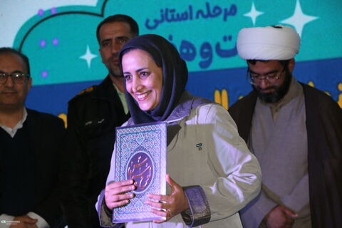 2اختتامیه بیست و هفتمین جشنواره بین المللی قصه گویی استان فارس ازنگاه دوربین (2)