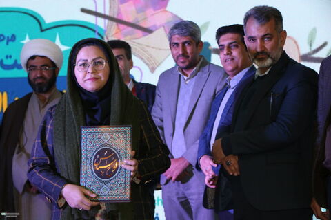 2اختتامیه بیست و هفتمین جشنواره بین المللی قصه گویی استان فارس ازنگاه دوربین (2)