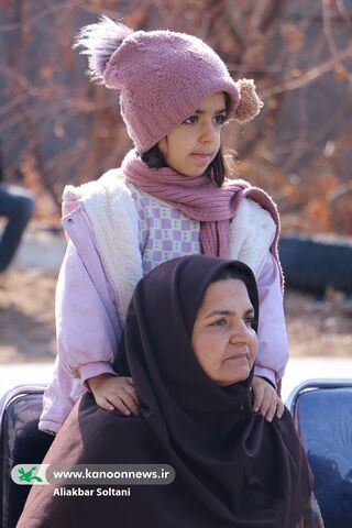 روایت تصویر از حضور تماشاخانه سیار کانون در روستاهای استان کرمان(بخش اول)