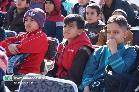 تماشاخانه سیار کانون در استان کرمان