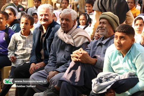 تماشاخانه سیار کانون در استان کرمان