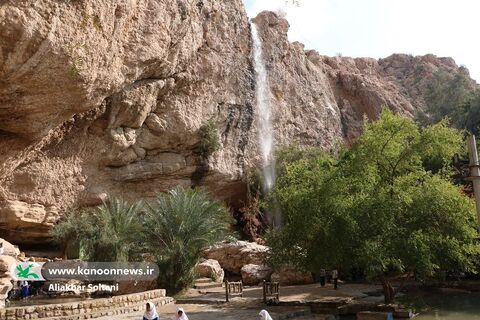 روایت تصویر از حضور تماشاخانه سیار کانون در روستاهای استان کرمان(بخش اول)