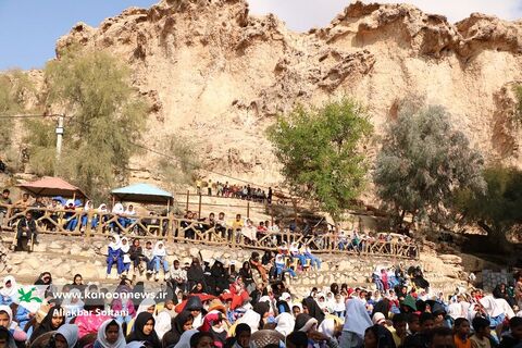 تماشاخانه سیار کانون در استان کرمان