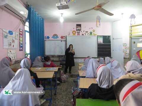 ویژه برنامه های روزبصیرت و پدر در مراکز کانون استان بوشهر به روایت تصویر