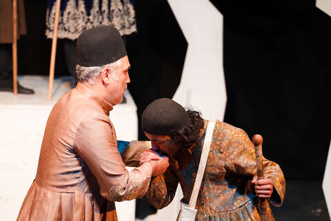 اجرای نمایش «پسر ایران» در مرکز تئاتر کانون همزمان با سالگرد شهید سلیمانی