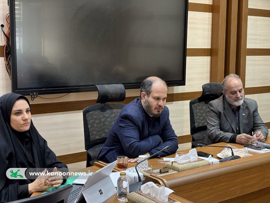 تأکید بر تبیین دستاوردهای جمهوری اسلامی در حوزه کودک و نوجوان در دهه فجر