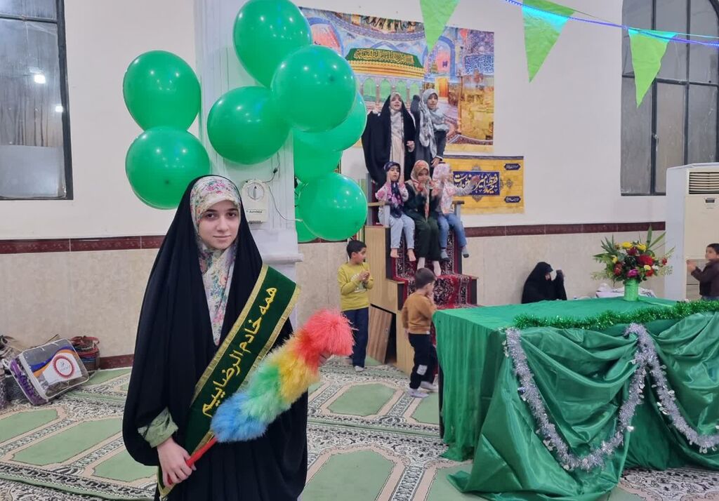 از جشن میلاد تا خلوت اعتکاف در مسجد با اعضای مرکز سرپلذهاب