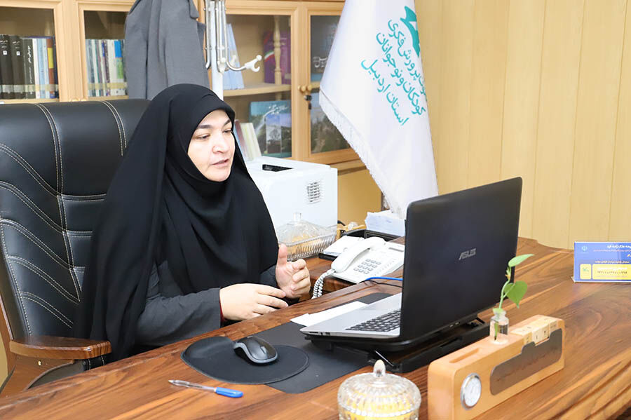 جزئیات برنامه تلویزیونی «محفل ستاره‌ها» در جلسه کانون اردبیل تشریح شد