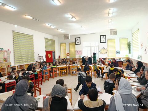 «بابا، قهرمان من»؛ اجرای برنامه مادرپسری در مرکز فرهنگی هنری شماره ۵ کانون قم